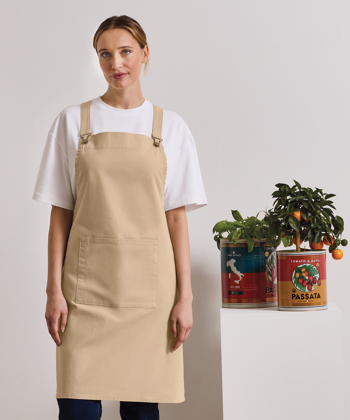 Cross back ‘barista’ bib apron